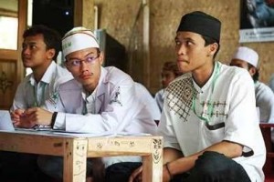 Ketua FMI Kuningan, Febriansyah